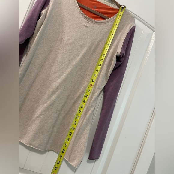 Lululemon Every Yogi Reversible Long Sleeve Top – Beige/Purple & Orange - Picture 10 of 10